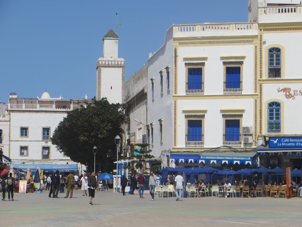 Riad Gloria As-Sawíra Exteriér fotografie